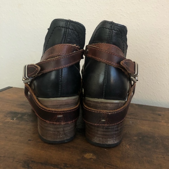 Free bird Mystic low cut booties - Picture 3 of 6